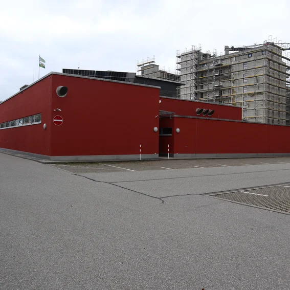 Zufahrt hinten_neu